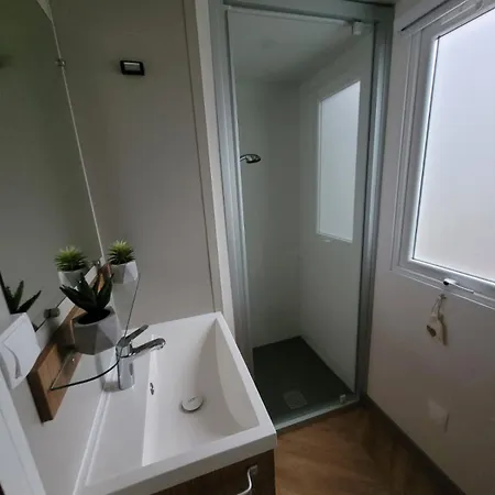 Camping Mh 170 Aventura 3 Dont Parentale Et 2 Salles De Bain Dans 4etoiles *